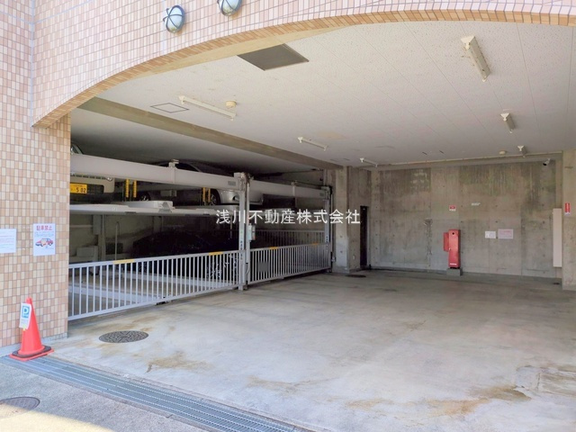 ベルシャトゥ八王子台町の駐車場|～駐車場空き要事前確認～