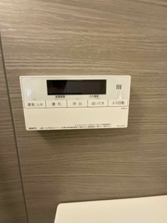 【設備】 | プラザローヤル５ | プラザローヤル5の給湯機は新品です。内装フルリノベーション済みです。