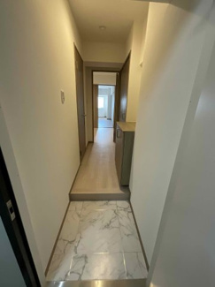 【玄関】 | プラザローヤル５ | プラザローヤル5の玄関は新品です。内装フルリノベーション済みです。