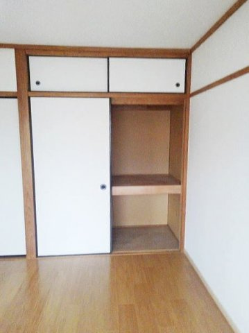 ピースフルハイツの収納