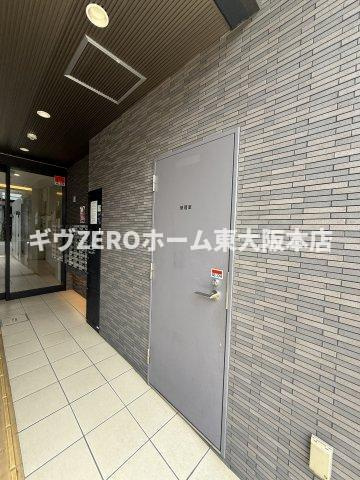 S-FORT難波西のエントランス