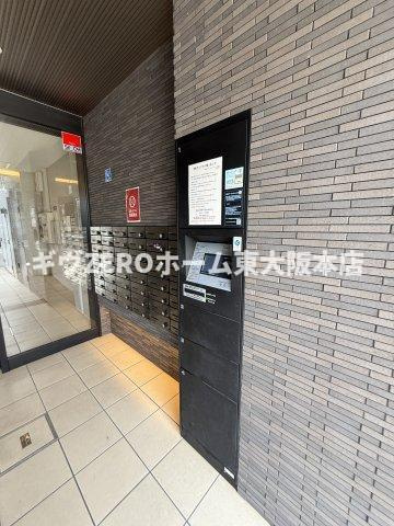 S-FORT難波西のエントランス