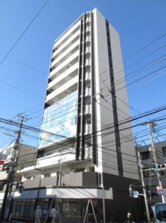 【外観】 | 鉄筋コンクリート造のがっちりとした建物。