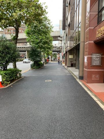 トーハン須田町ビルの周辺