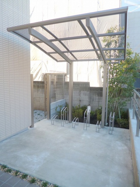 Ｖｉｌｌａ　Ｏｈｎｏのその他共用部分|屋根付きの駐輪所です☆