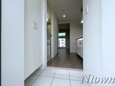 【玄関】 | lives residence 浄心 | ゆったりとした玄関です