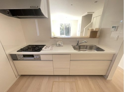 御殿場市川島田第８　新築戸建　全2棟　2号棟のキッチン
