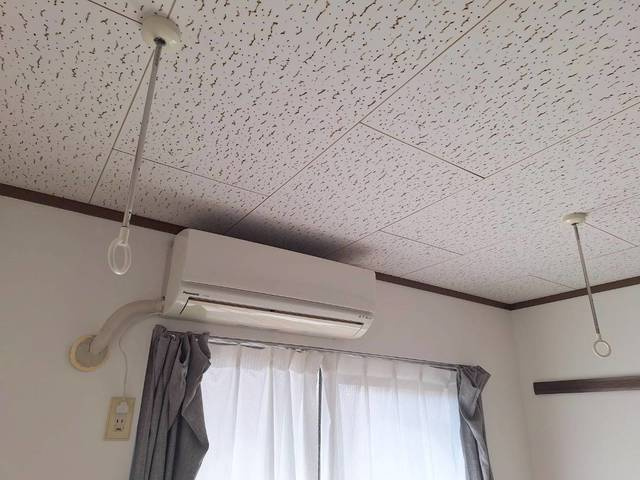 メゾンミツハシのその他|雨の日の洗濯に便利な室内物干フック