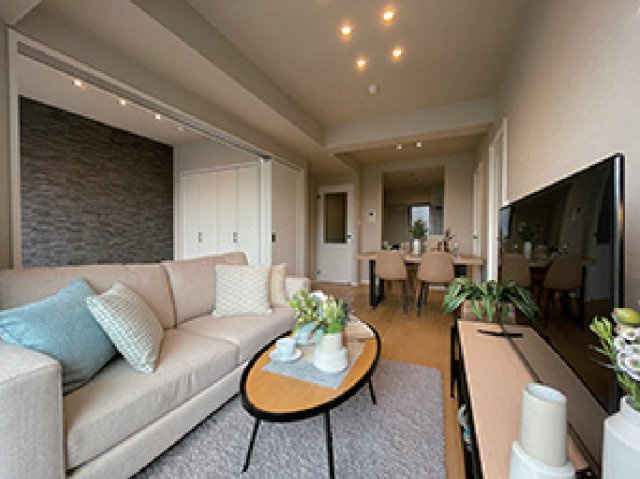 コスモ横浜吉野町【仲介手数料無料】