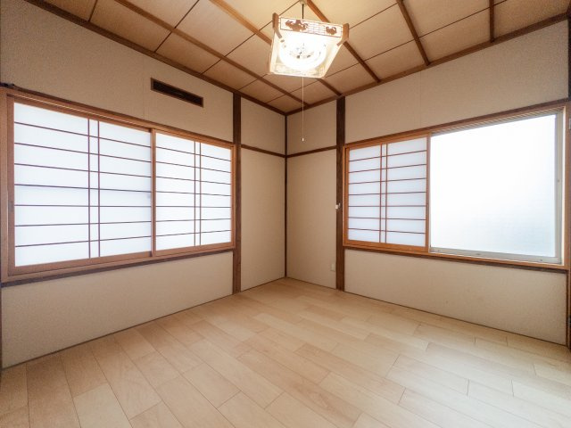 【洋室】 | 旭町貸家