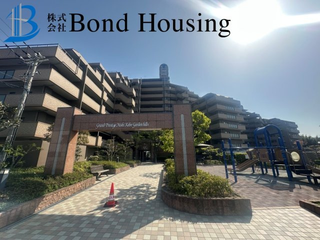 令和1年リフォ歴有　グランプレステージ西神戸ガーデンヒルズの外観