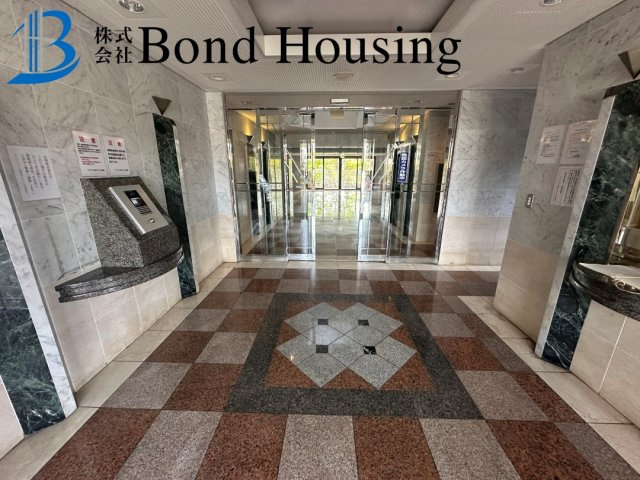 令和1年リフォ歴有　グランプレステージ西神戸ガーデンヒルズのエントランス