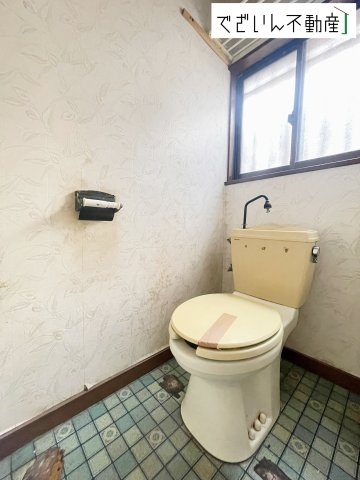 【トイレ】 | 熊谷市大原2丁目　中古住宅   | 現地(2025年4月撮影)