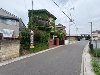 【前面道路含む現地写真】
