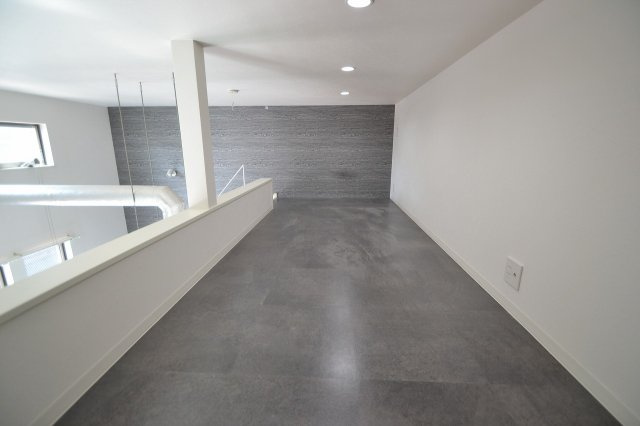 87gK-Brand jr草津浜町の内装