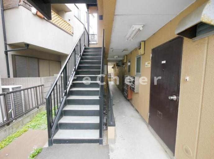 ロアールハイツのエントランス