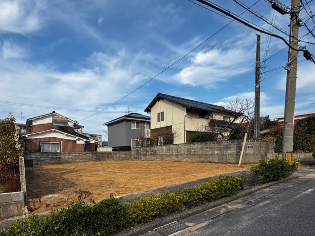 【前面道路含む現地写真】の画像