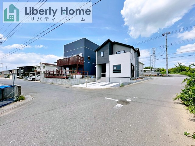 取手市ゆめみ野4期　新築戸建の前面道路含む現地写真