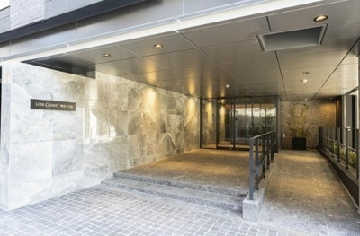 【エントランス】 | LIBR GRANT 四谷三丁目