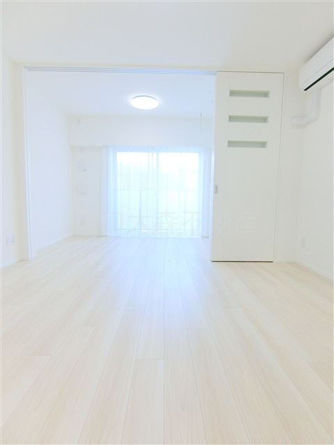 クレストコート池上六丁目＠仲介手数料無料の居間・リビング|リビング　10.1帖