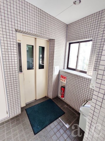 中野区本町５丁目の賃貸マンションのその他共用部分|エレベーター設備