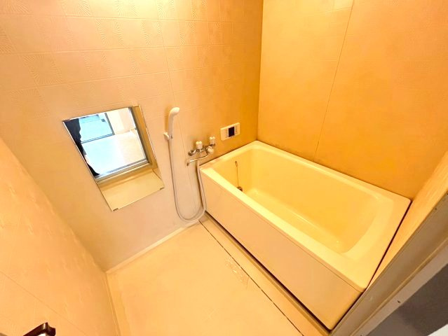 リベラ西芦屋の浴室|ゆったり過ごせるお風呂です
