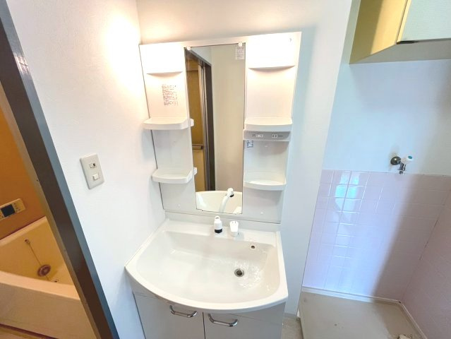 リベラ西芦屋の洗面所|使いやすい洗面所です