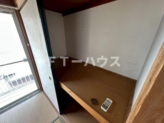 船橋市前原西８丁目のアパートの収納