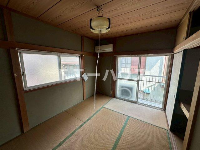 船橋市前原西８丁目のアパートの和室