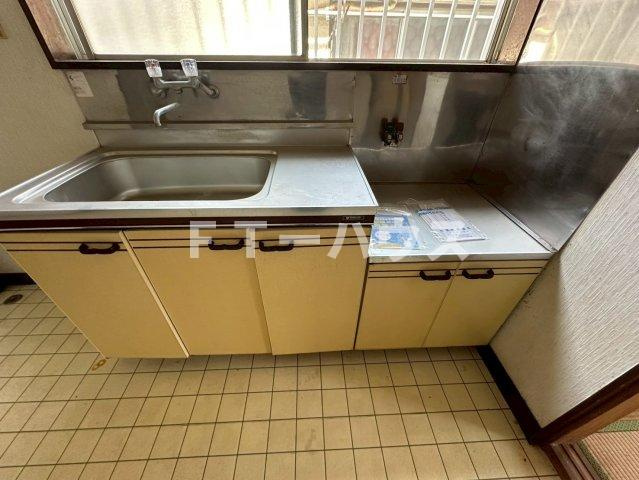 船橋市前原西８丁目のアパートのキッチン