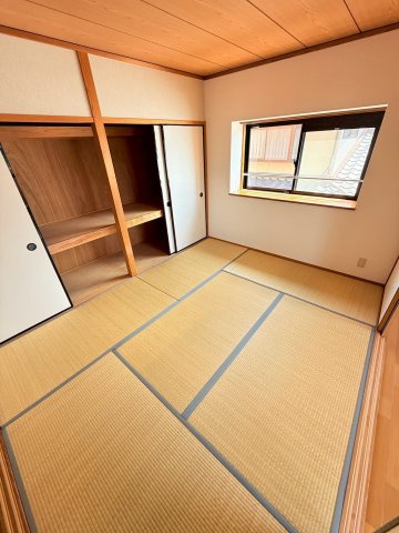 ロイヤルハイツⅡの和室