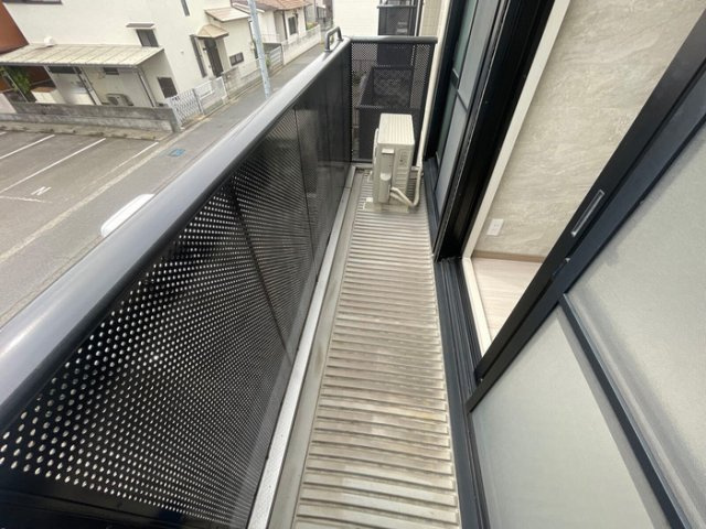 ディアス乙井のバルコニー