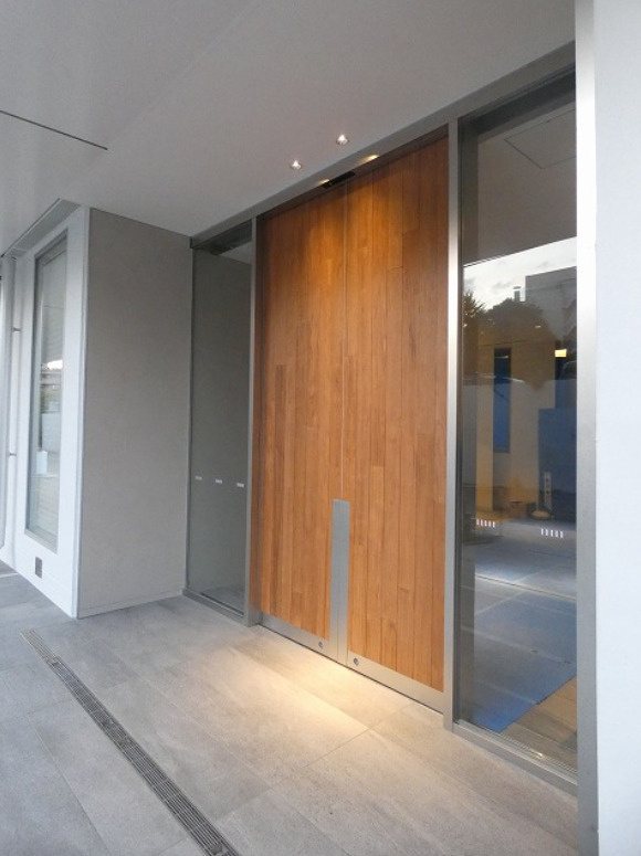 オアーゼ新宿市谷薬王寺アネックスのエントランス|オアーゼ新宿市谷薬王寺アネックス