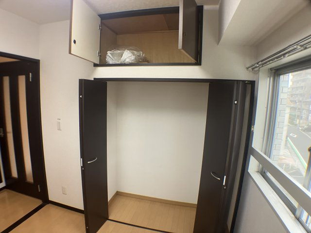 さいたま市桜区西堀２丁目の賃貸マンションの収納