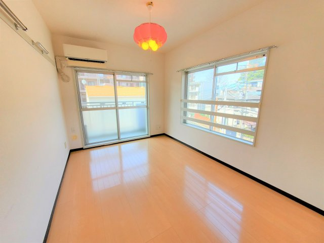 さいたま市桜区西堀２丁目の賃貸マンションの居間・リビング|LDK