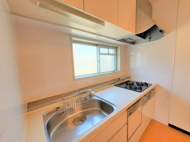 さいたま市桜区西堀２丁目の賃貸マンションのキッチン