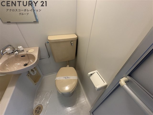ユニットバスになってますので掃除が簡単です！