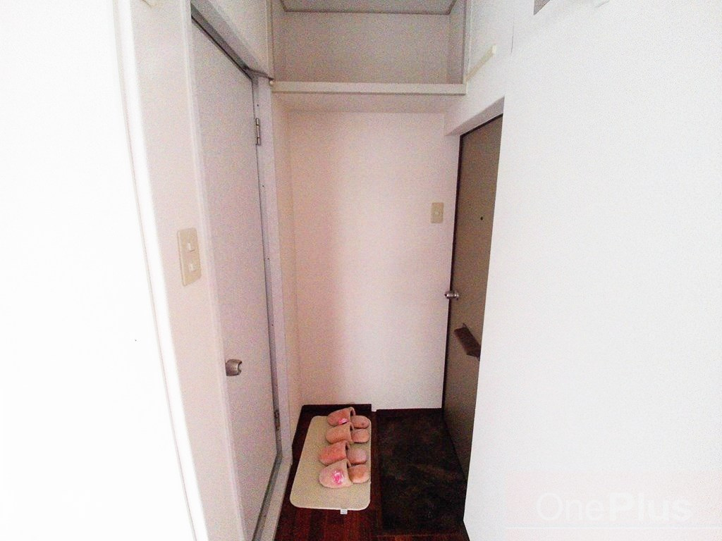 岡本ビラの玄関