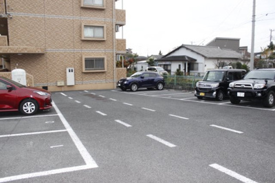 【駐車場】 | クローバーツキヤ