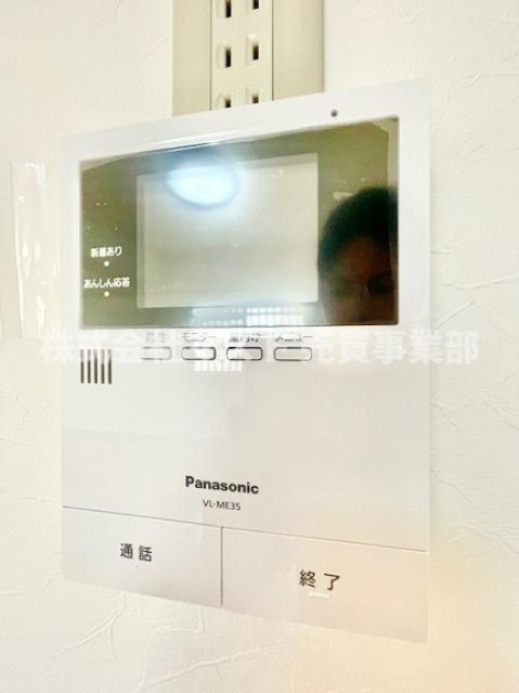 朝日プラザ北田辺の防犯設備|◆TVモニター式インターホンでセキュリティも安心♪
