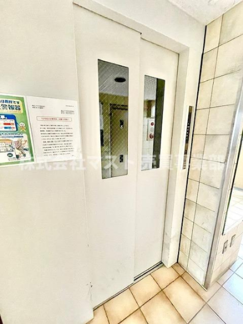 朝日プラザ北田辺のその他共用部分|◆重い荷物を運ぶのにも便利なエレベーター付です。