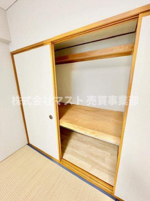 朝日プラザ北田辺の収納|◆和室の収納スペースです。大容量です！お布団もしっかりと収納して頂けます♪
