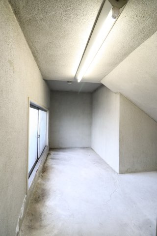 大和ビルの内装