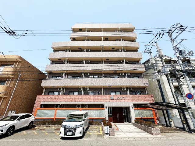 リバティマンションの外観