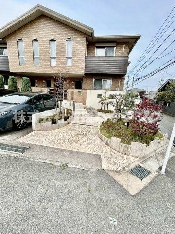 ラシーネ向日葵のエントランス