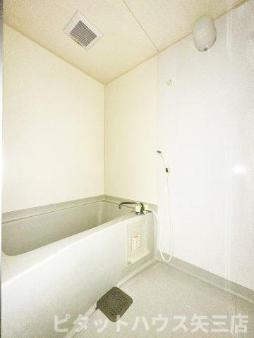 エクシード山城の浴室|日々の疲れを癒すお風呂付です