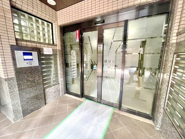 グローリアスヒルズ日進第二のエントランス|オートロック付エントランス
