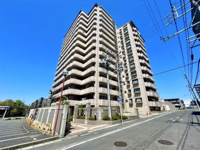 グローリアスヒルズ日進第二の外観