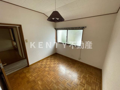 【洋室】 | 山王1丁目戸建て | 使い勝手のいい洋室です