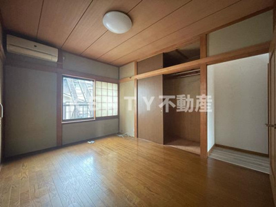 【居間・リビング】 | 山王1丁目戸建て | ゆったり過ごせるリビングです